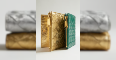 ボッテガ・ヴェネタが“年内最後のラッキーデー”に向けて新作ウォレットを発表